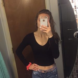 Long sleeve V neck crop top